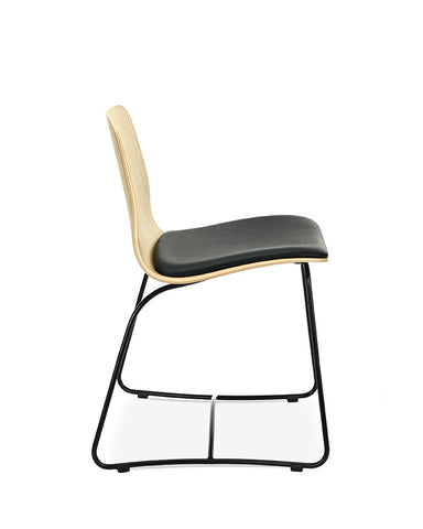 Hips AM-1802 Bentwood Chair